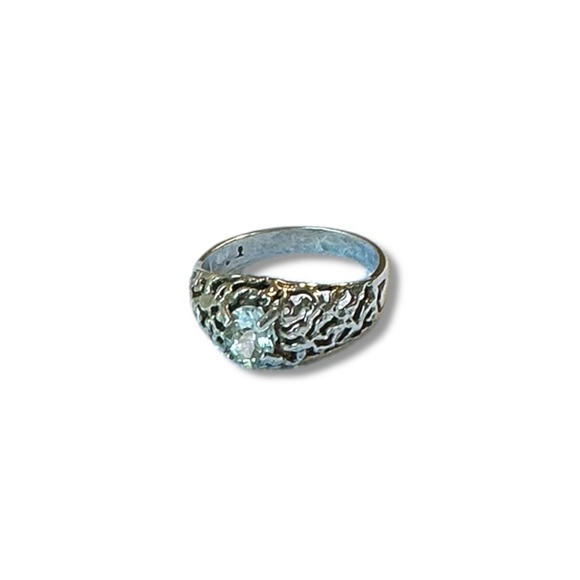 Vintage 925 Sterling Ring Women’s size 8.5 Art Deco Elegant Carved Filigree - Picture 4 of 16